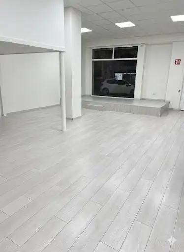 Locale commerciale in vendita a Av. Chapí, imagen 2