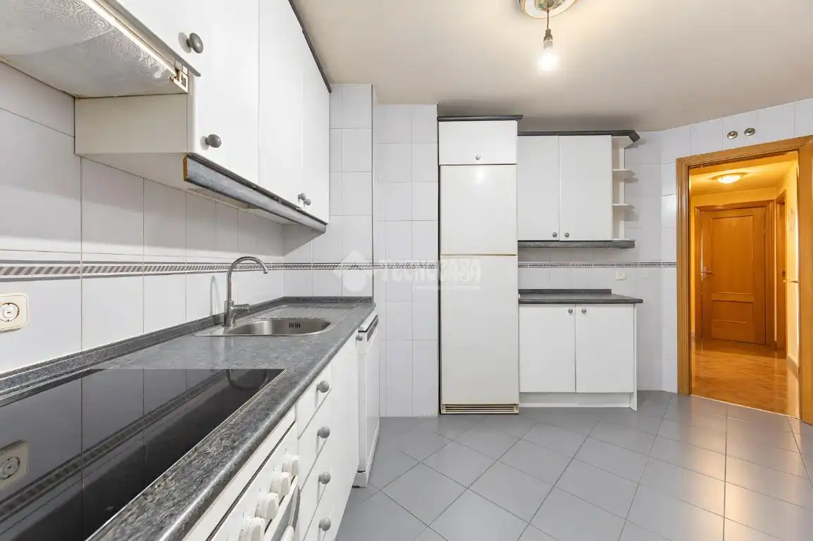 Flat with lift for sale in Casco Antiguo, imagen 8