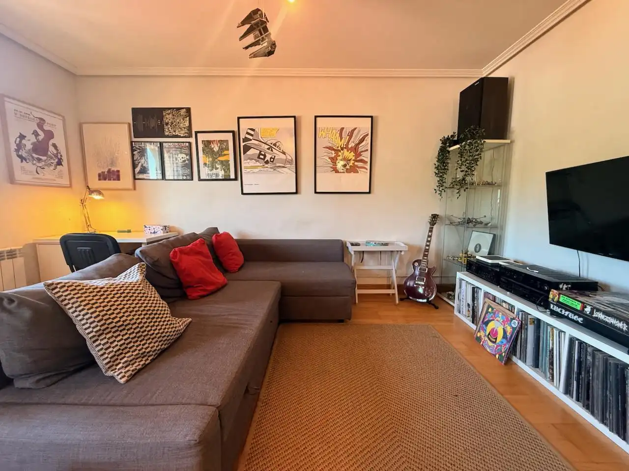 Living room of Flat for sale in Donostia - San Sebastián   with Heating, Private garden and Storage room