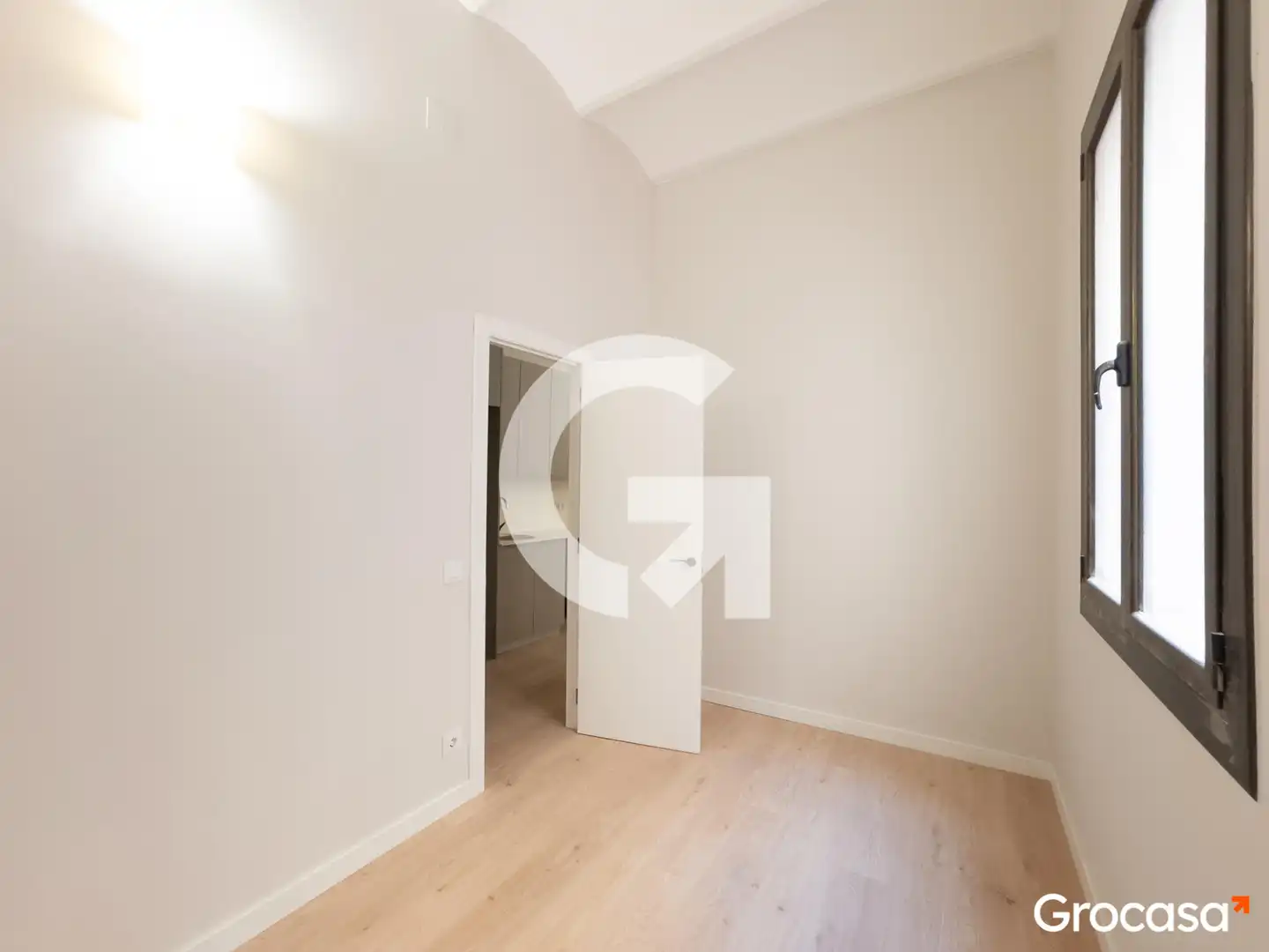 Piso en venta en CL SANT PERE MITJA, Sant Pere, Sta. Caterina i la Ribera