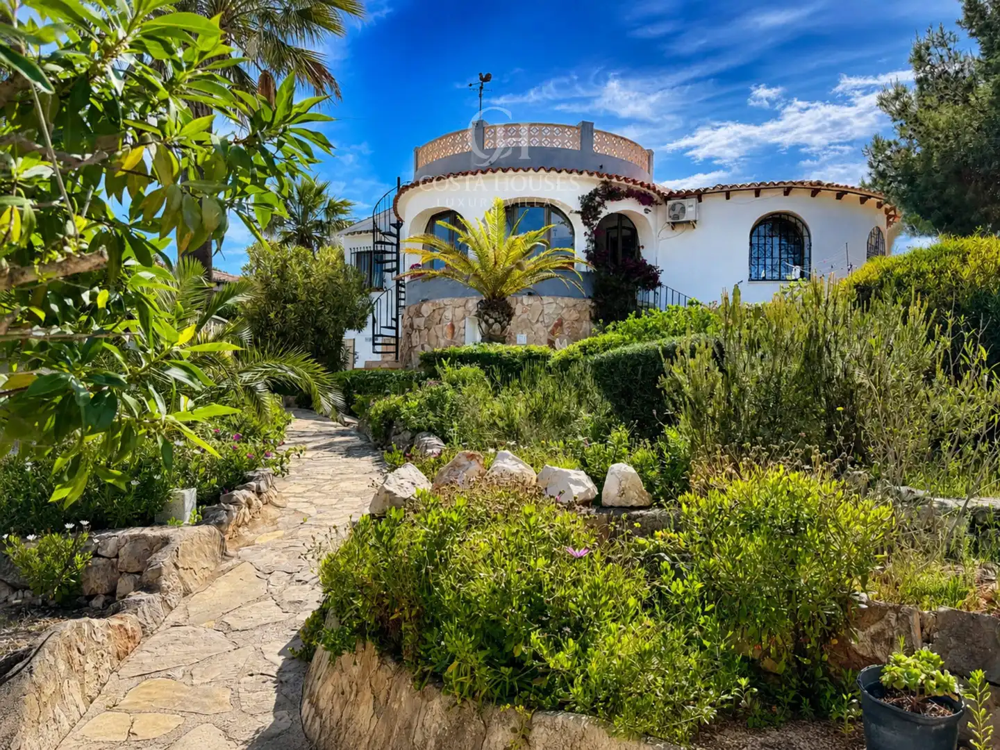 Vista exterior de Casa o xalet en venda en Jávea / Xàbia amb Aire condicionat, Calefacció i Jardí privat