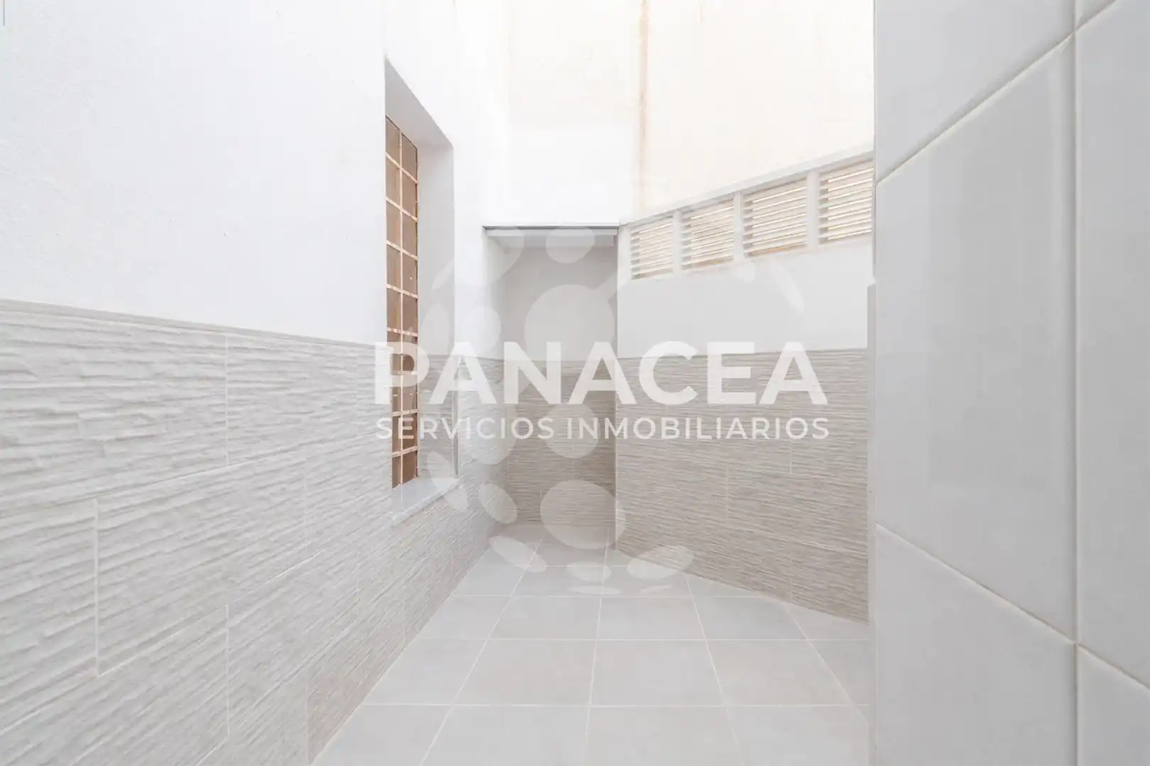 Flat for sale in Roquetas de Mar  with Furnished, Oven and Washing machine
