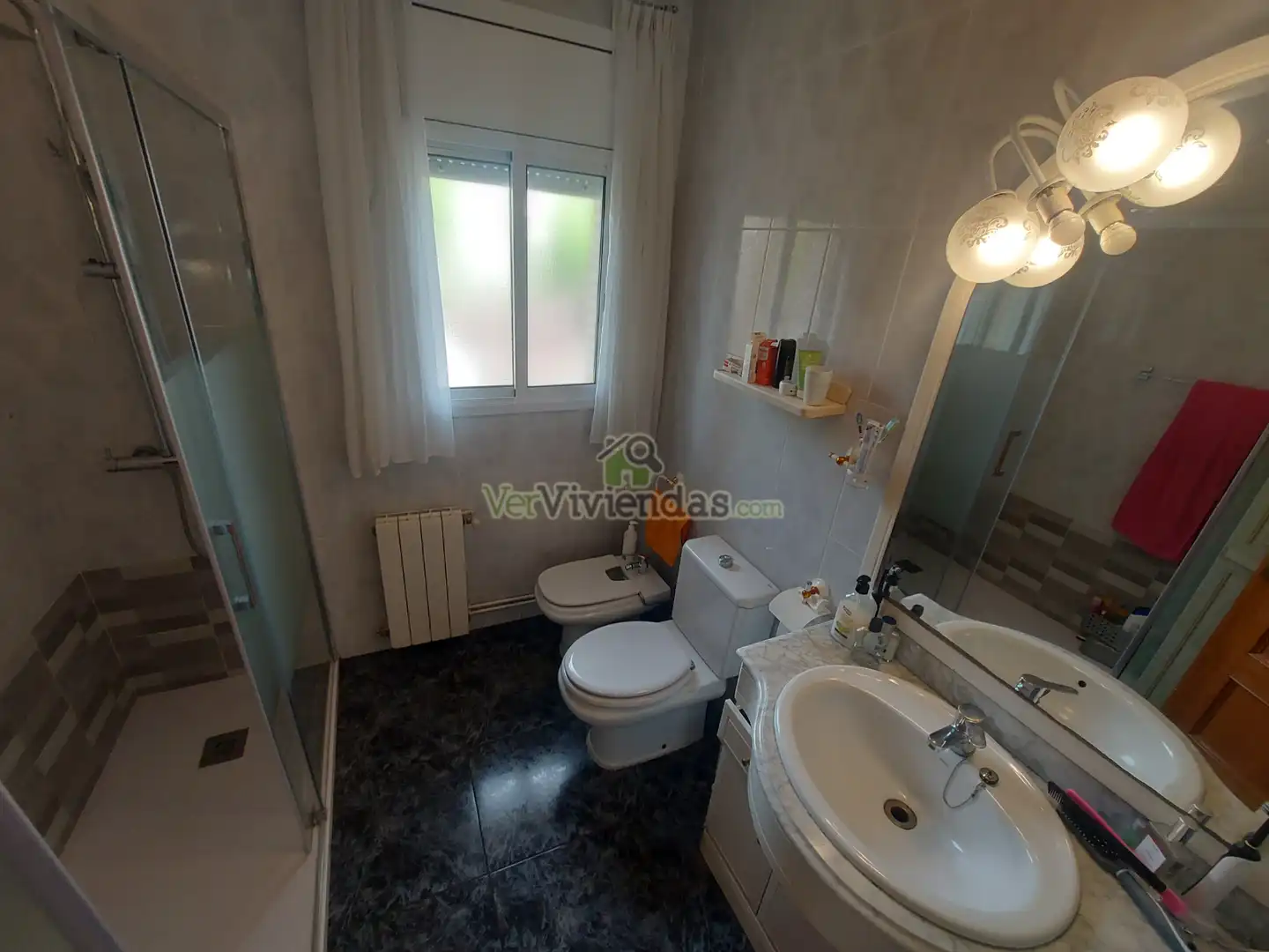 Bathroom of Houses for sale in Sant Vicenç Dels Horts  with Air Conditioner, Heating and Private garden