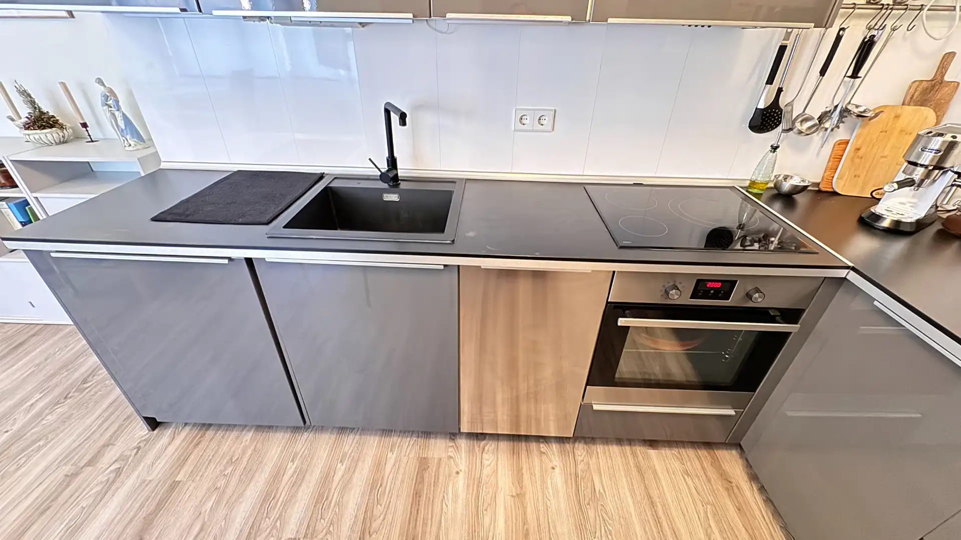 Kitchen of Apartments for sale in Valencia  with Air Conditioner, Heating and Parquet flooring