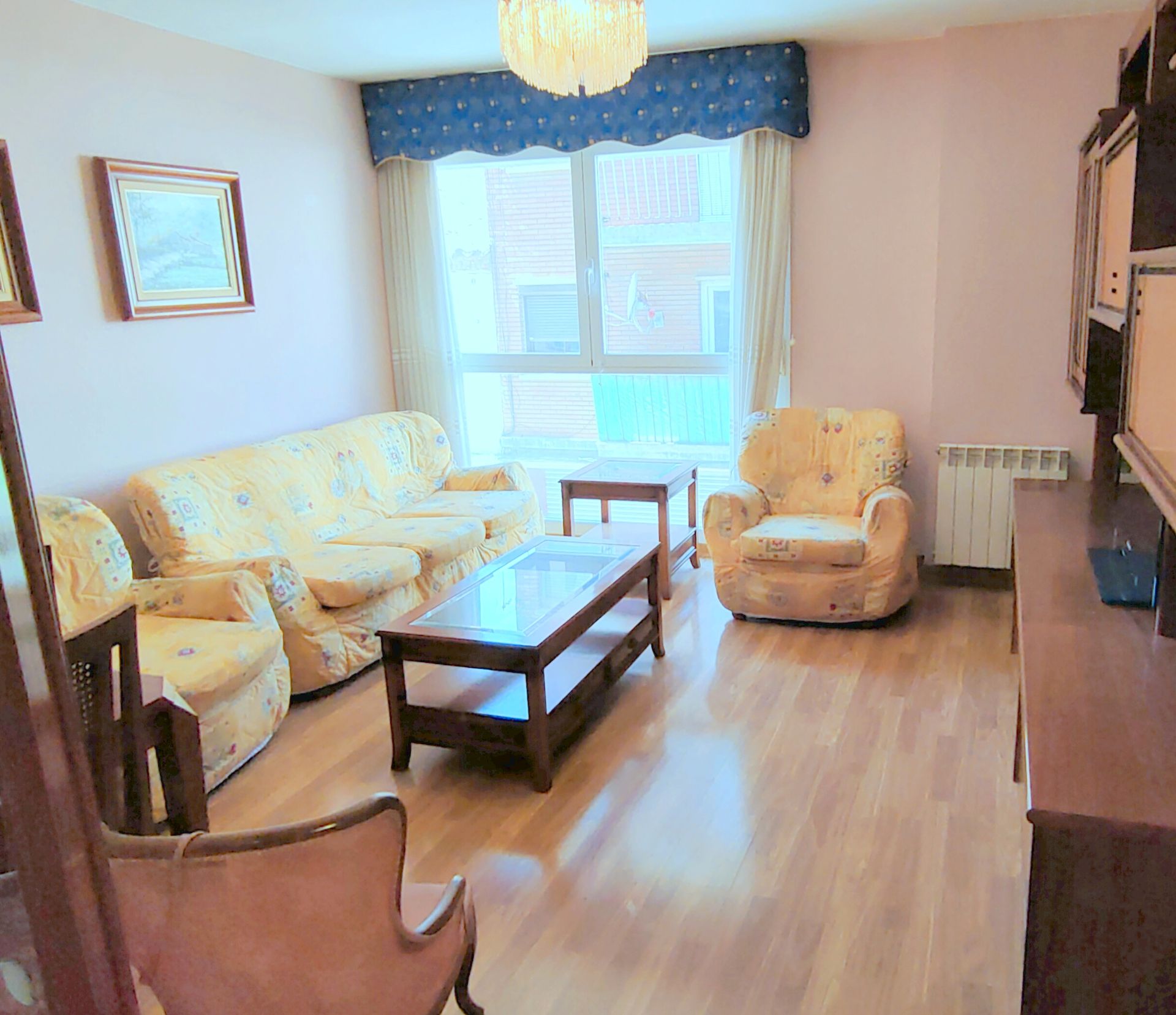 Living room of Flat for sale in  Zaragoza Capital  with Air Conditioner, Heating and Parquet flooring