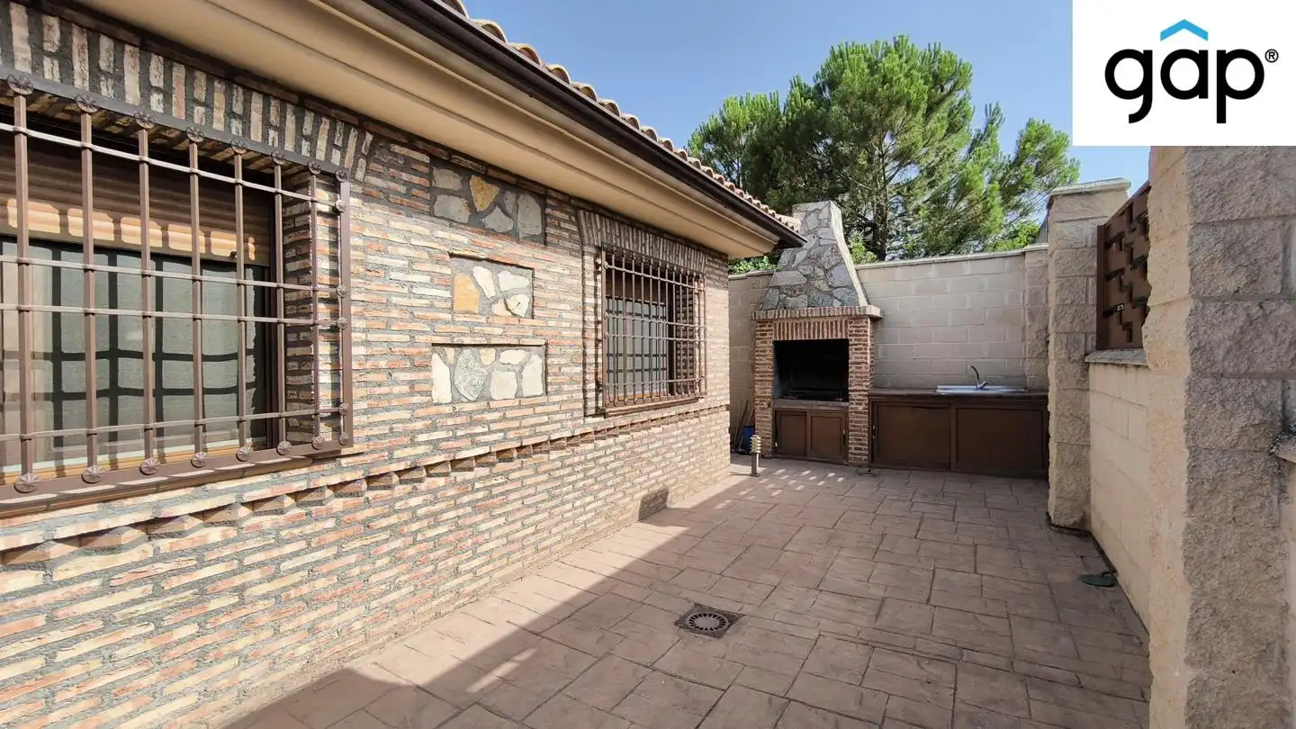 Terraza de Casa o chalet en venta en Horcajo de Santiago con Aire acondicionado, Calefacción y Amueblado