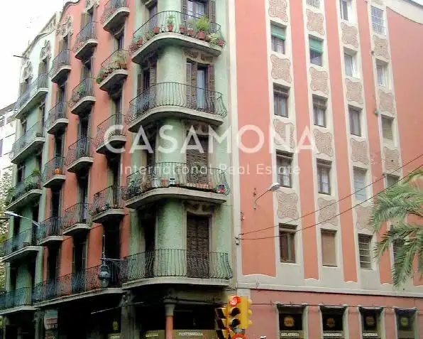 Außenansicht von Wohnungen zum Verkauf in Barcelona mit Klimaanlage und Terrasse