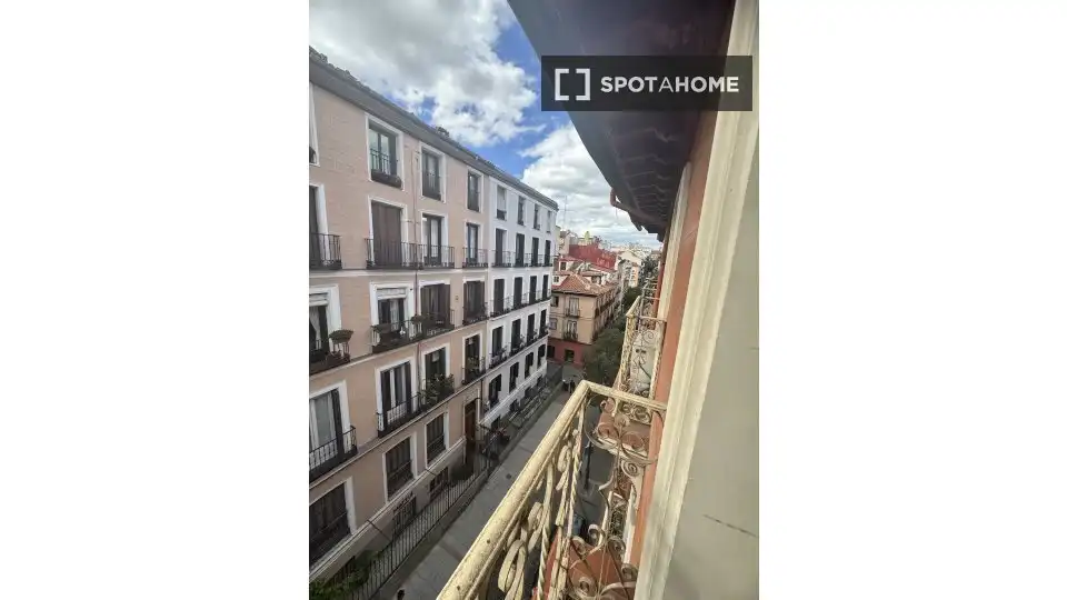 Appartamento con terrazza in affitto a Centro, imagen 6