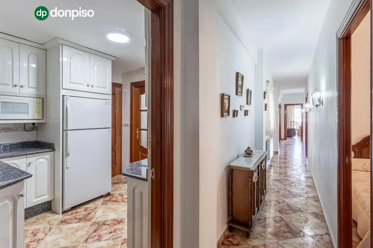 Piso en venta en Granada con Aire acondicionado, Calefacción y Terraza