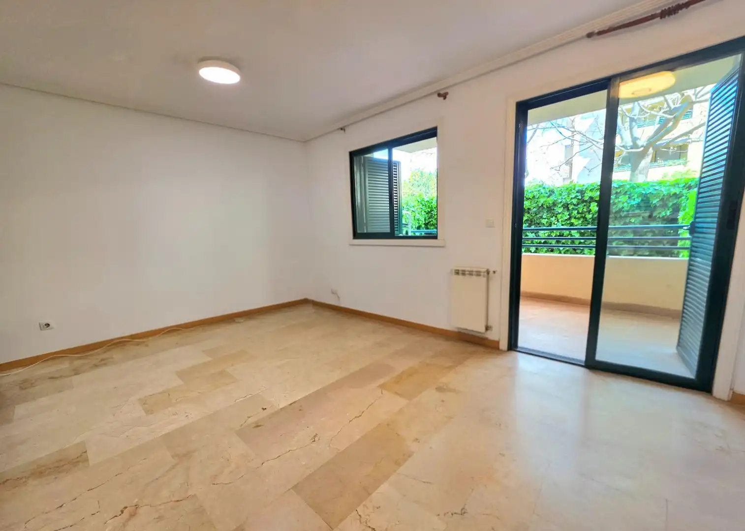Sala d'estar de Planta baixa en venda en  Palma de Mallorca amb Calefacció, Jardí privat i Terrassa