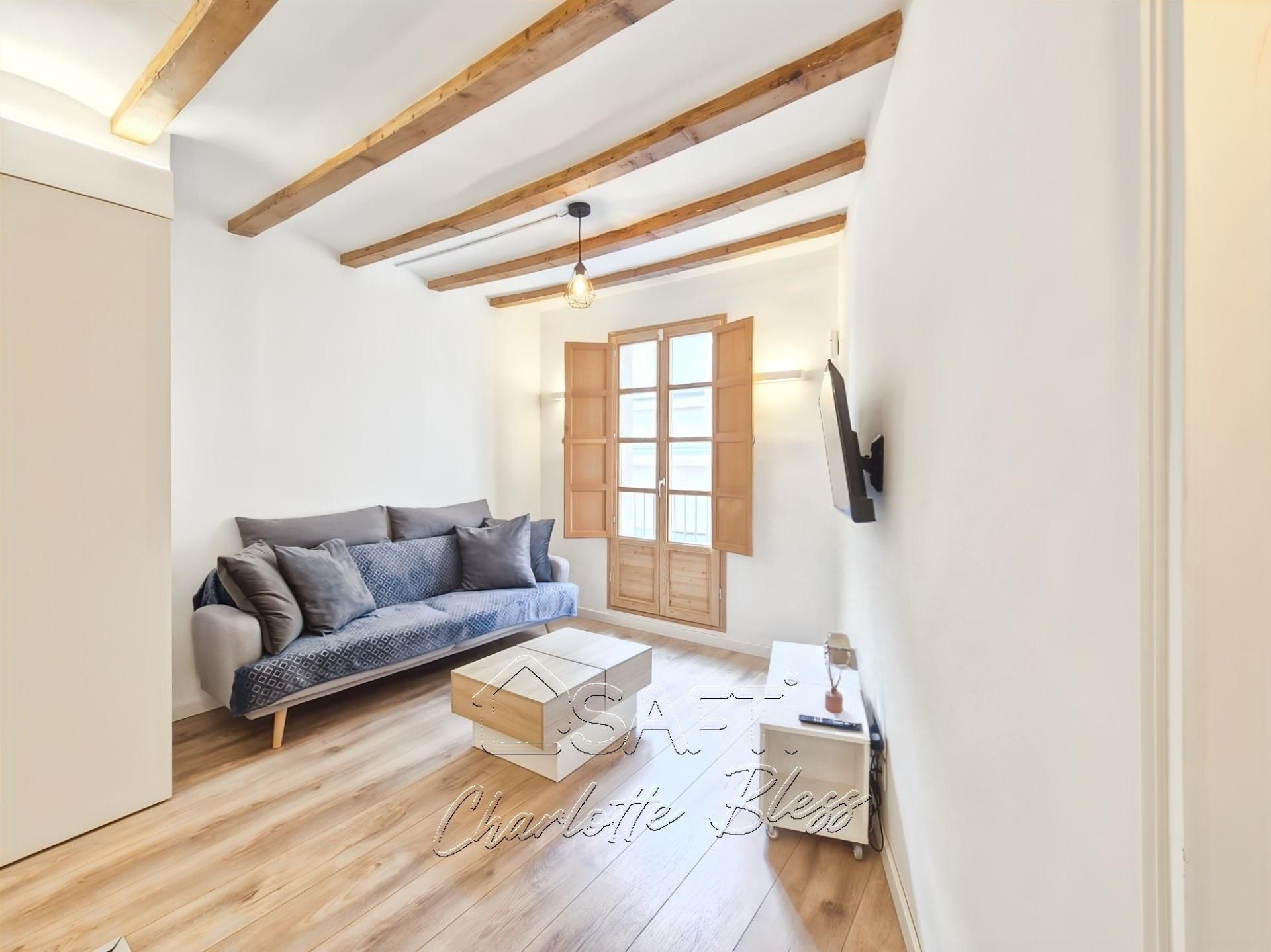 Sala d'estar de Pis en venda en  Barcelona Capital amb Aire condicionat, Calefacció i Balcó