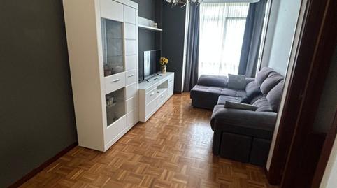 Foto 5 de Piso de alquiler en Camargo - Av Libertad la, Muriedas, Cantabria
