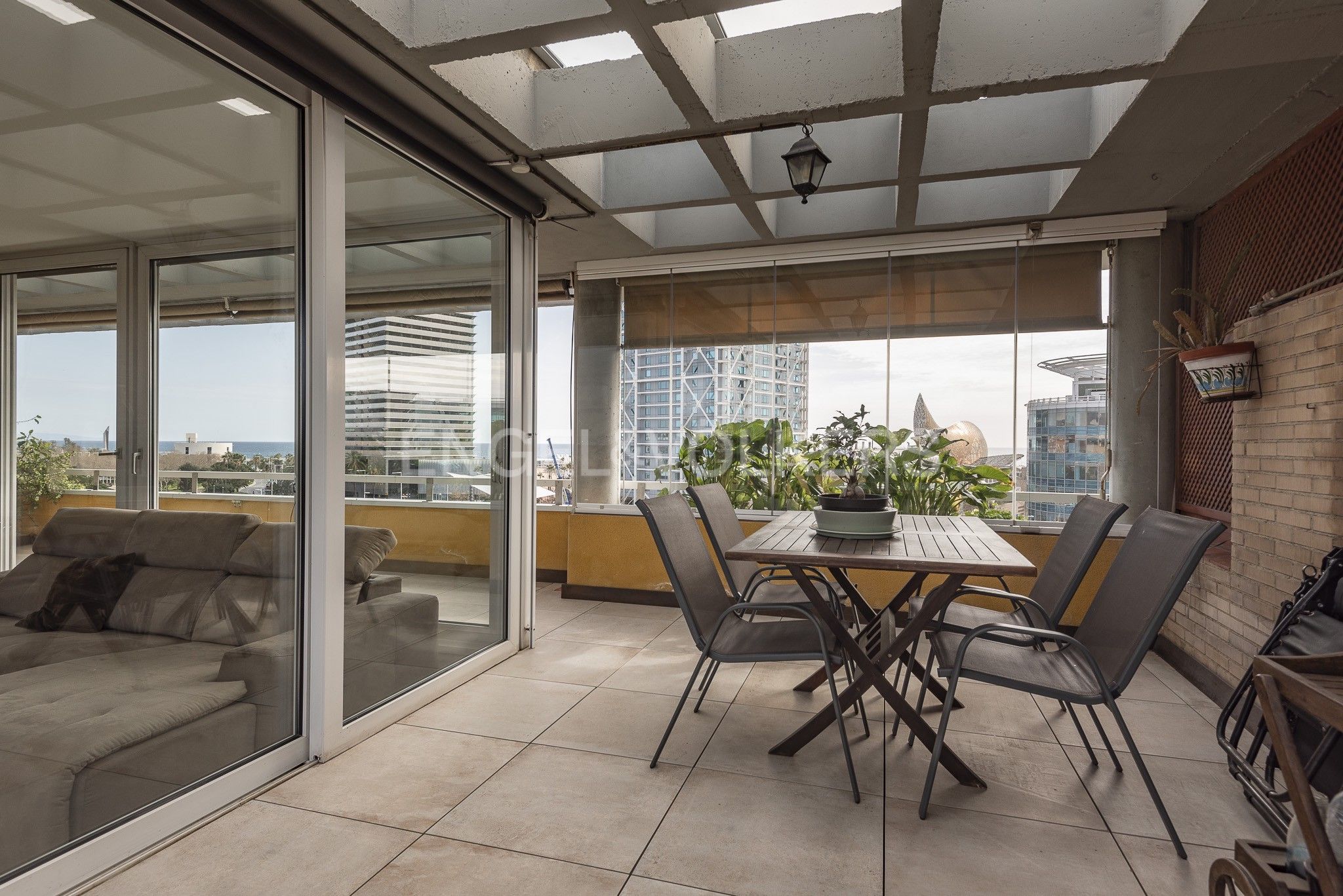 Terrace of Attic for sale in  Barcelona Capital  with Air Conditioner, Heating and Parquet flooring