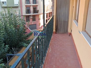 Flat with balcony for sale in Calle HERMANO MARTI