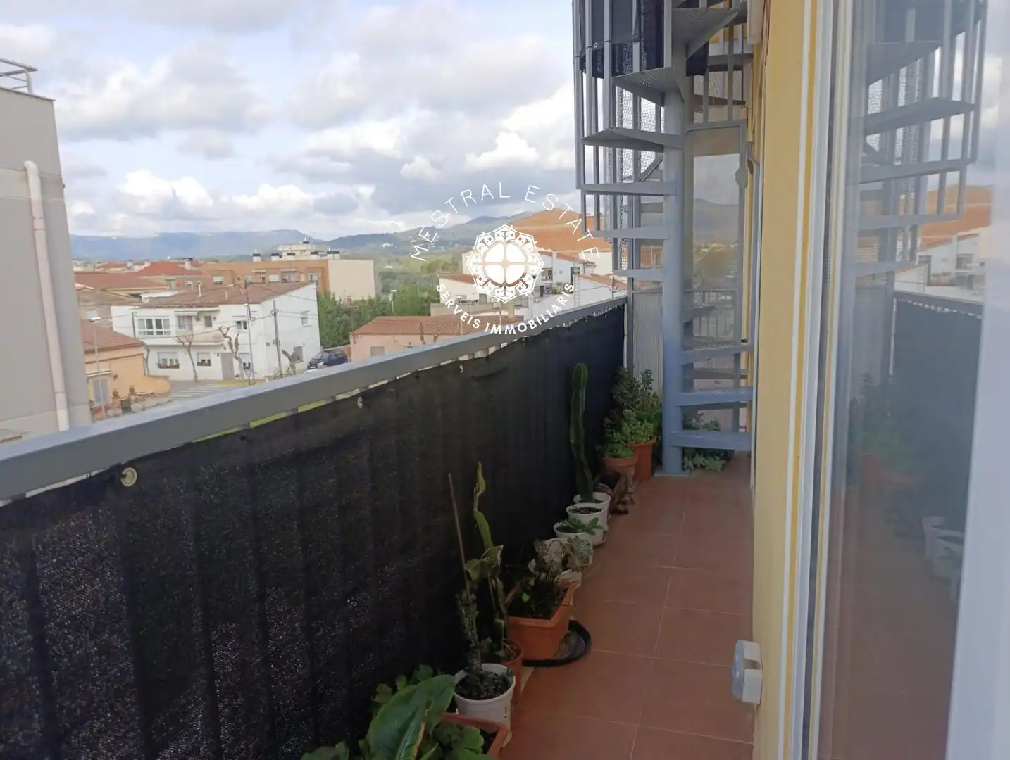 Terrassa de Pis en venda en Montbrió del Camp amb Calefacció, Terrassa i Traster