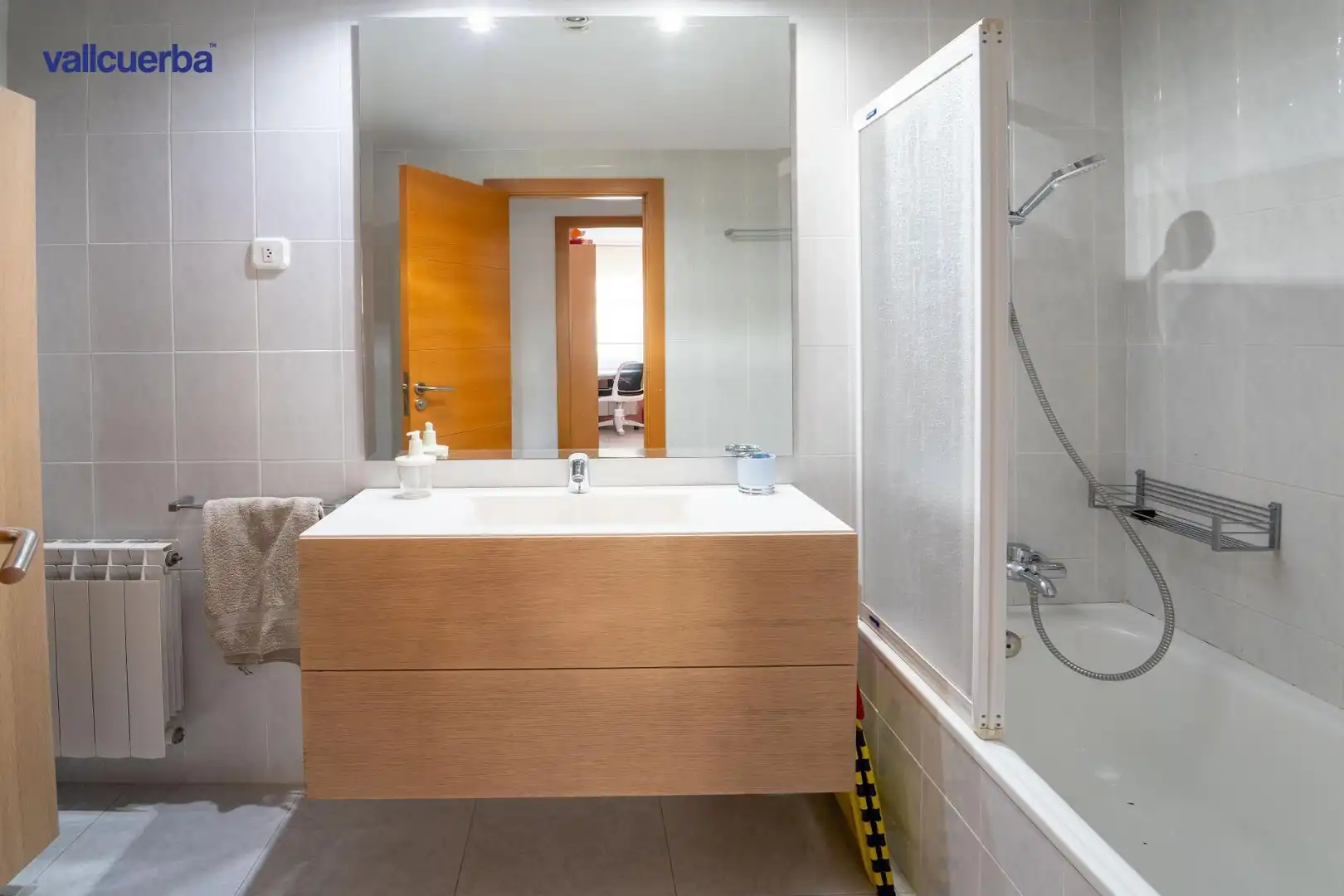 Bathroom of Flat for sale in Reus  with Heating, Storage room and Balcony