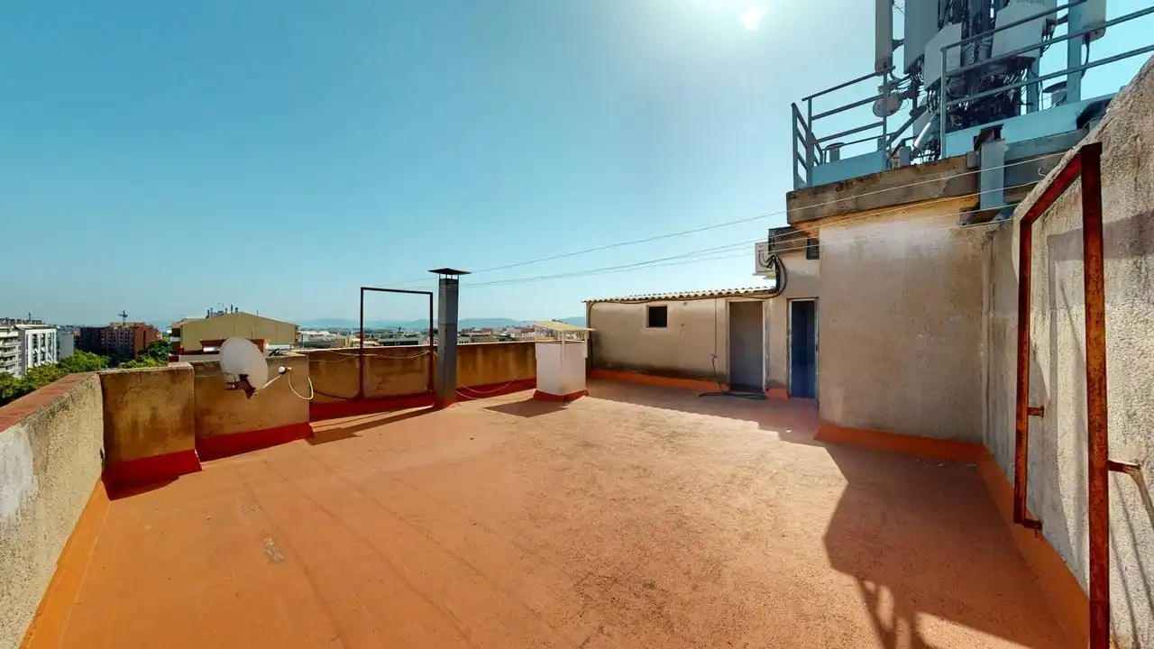 Appartamento con terrazza in vendita a Carrer de Latorre, imagen 49