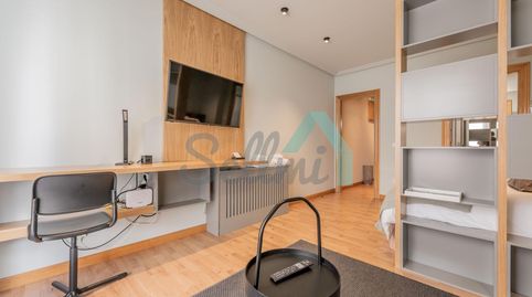 Foto 4 de Estudio de alquiler en De Jesús, Fontán, Oviedo