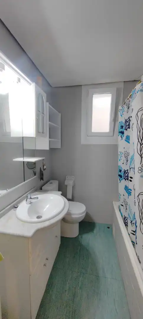 Bathroom of Flat for sale in Bilbao   with Heating and Furnished