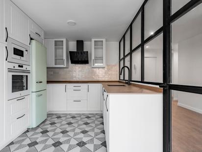 Kitchen of Flat for sale in  Madrid Capital  with Air Conditioner