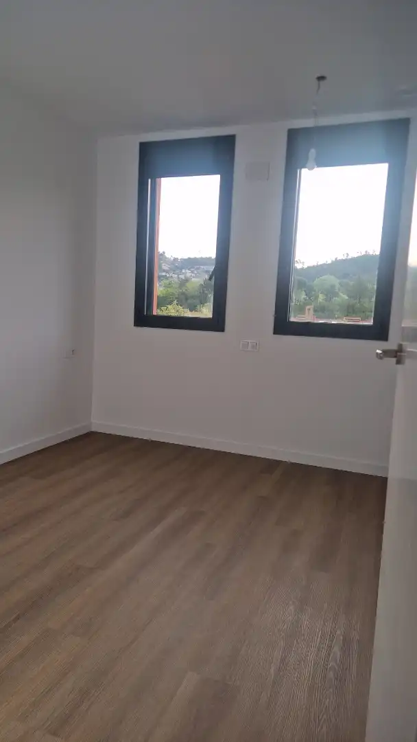 Dormitori de Casa adosada en venda en Torrelles de Llobregat amb Aire condicionat, Calefacció i Jardí privat
