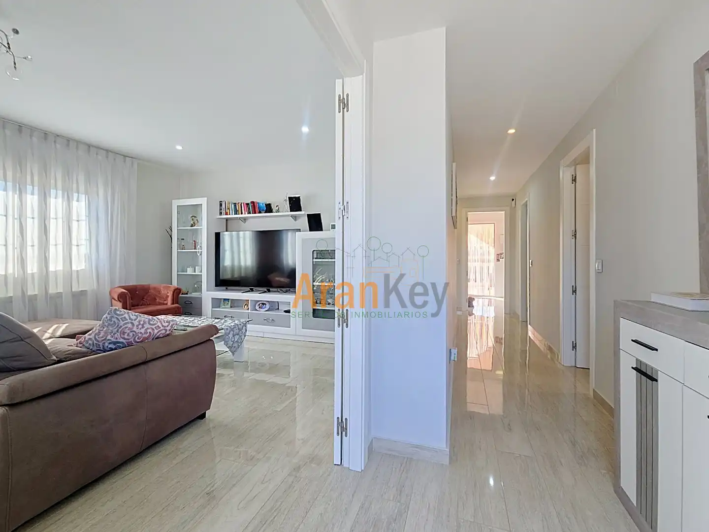 Chalet con balcón en venta en Calle de Alicante, imagen 4