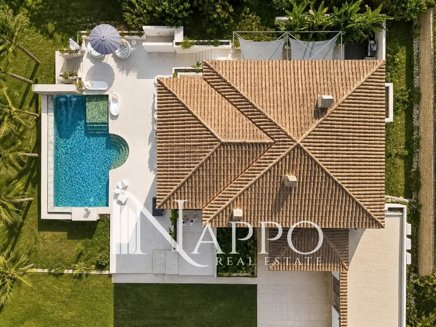 Vista exterior de Casa o xalet de lloguer en Calvià amb Aire condicionat, Calefacció i Terrassa