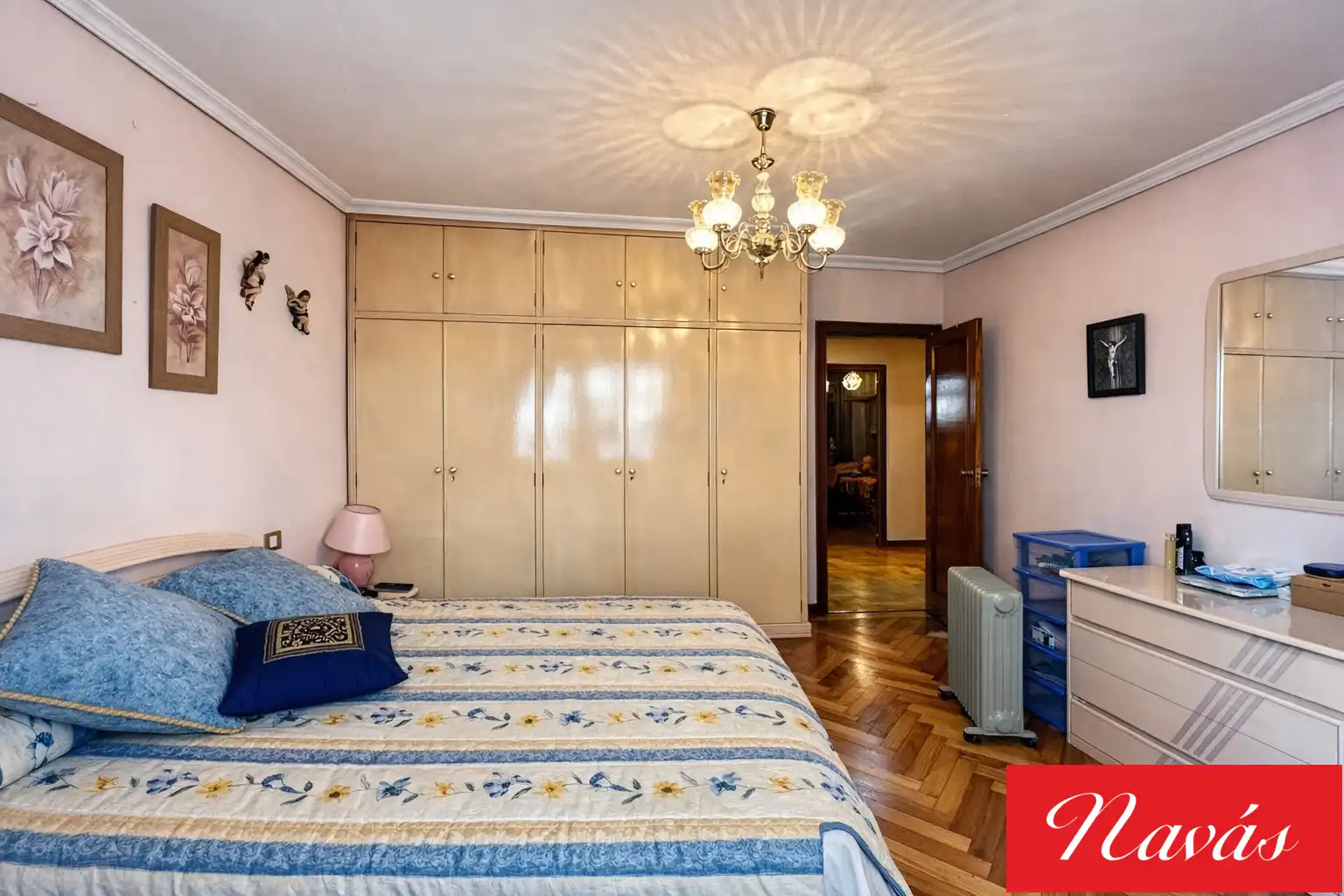 Bedroom of Flat for sale in Vigo   with Heating, Parquet flooring and Storage room