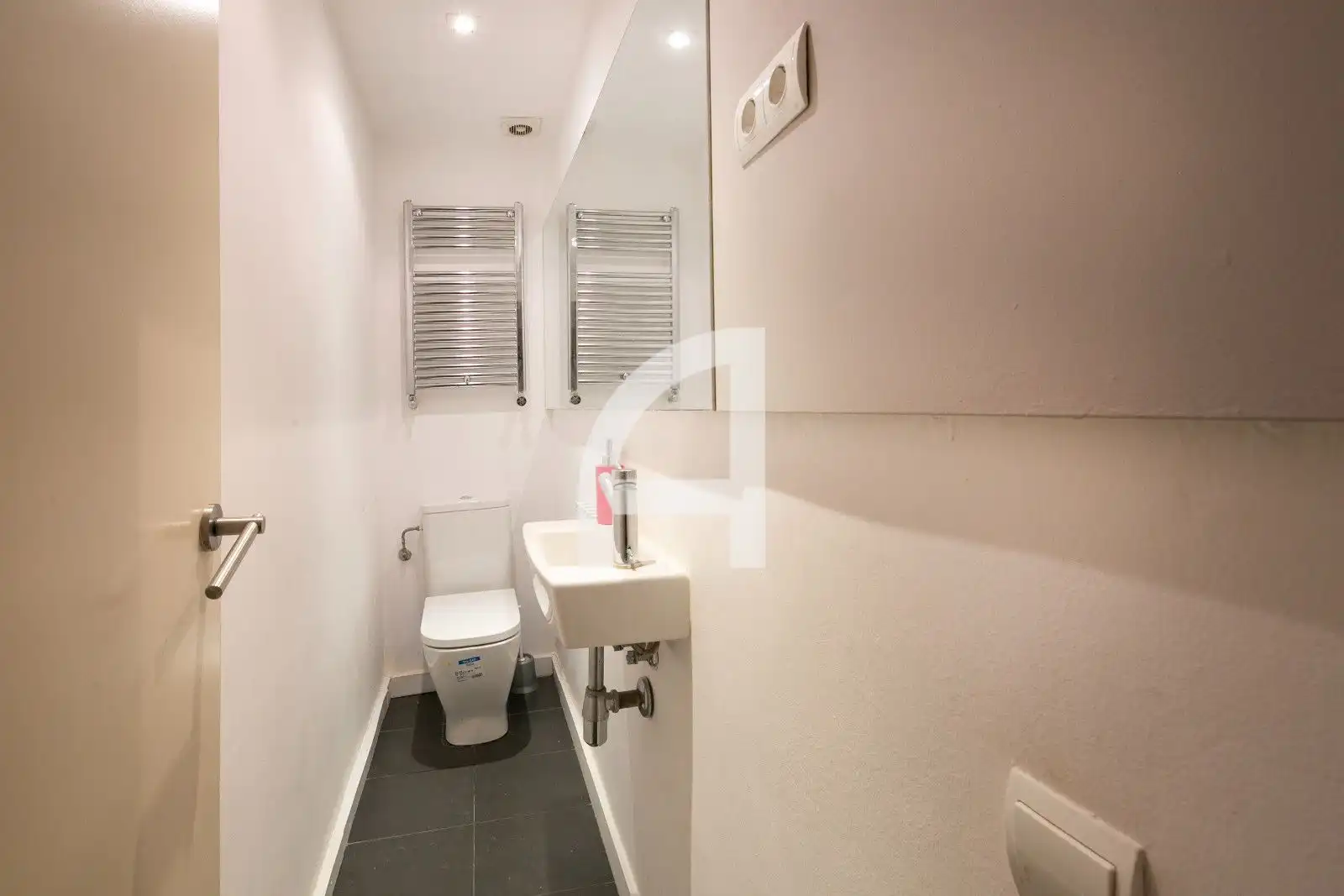 Appartamento con terrazza in vendita a Abaixadors, imagen 17