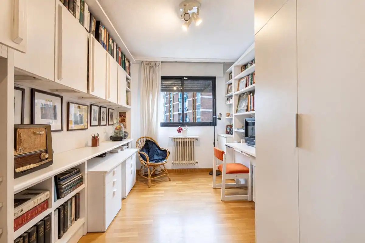 Habitación de Piso en venta en Madrid con Aire acondicionado y Calefacción