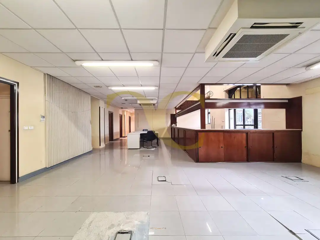 Commercial properties for rent in Gijón   with Air Conditioner