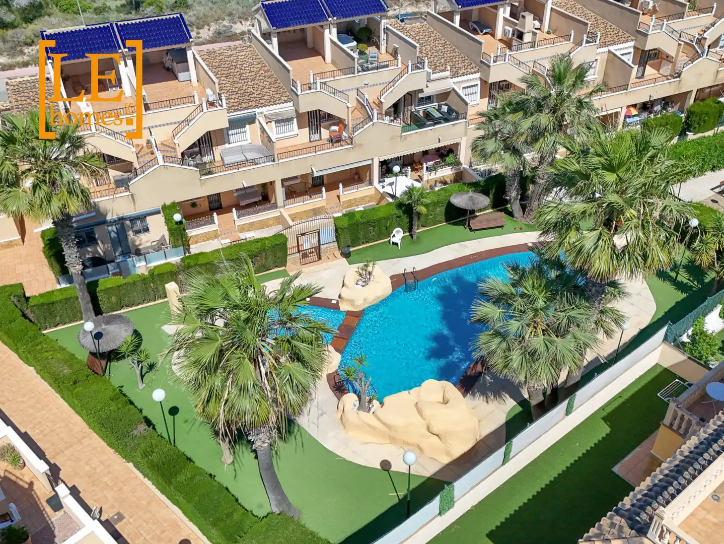 Vista exterior de Apartament en venda en Orihuela amb Aire condicionat, Moblat i Forn