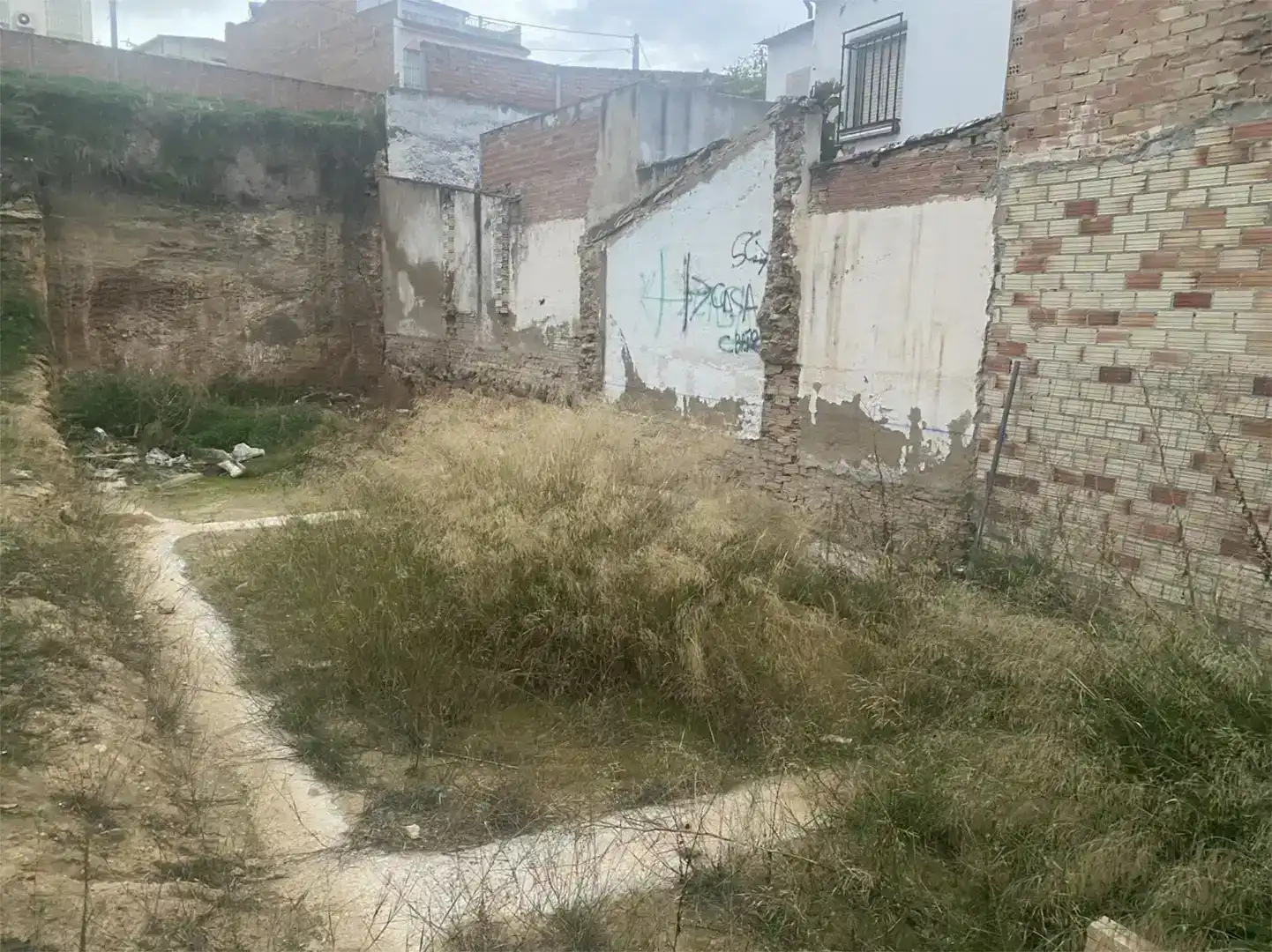 Casa adosada en venta en Los Corrales