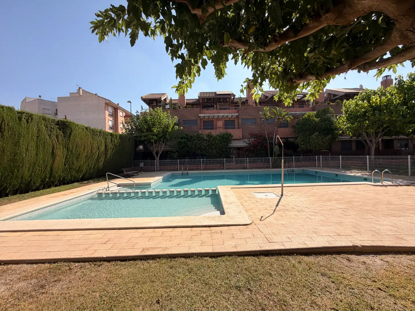 Piscina de Casa adosada en venda en Murcia amb Aire condicionat, Terrassa i Traster