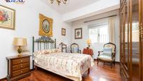 Bedroom of Flat for sale in  Granada Capital  with Terrace