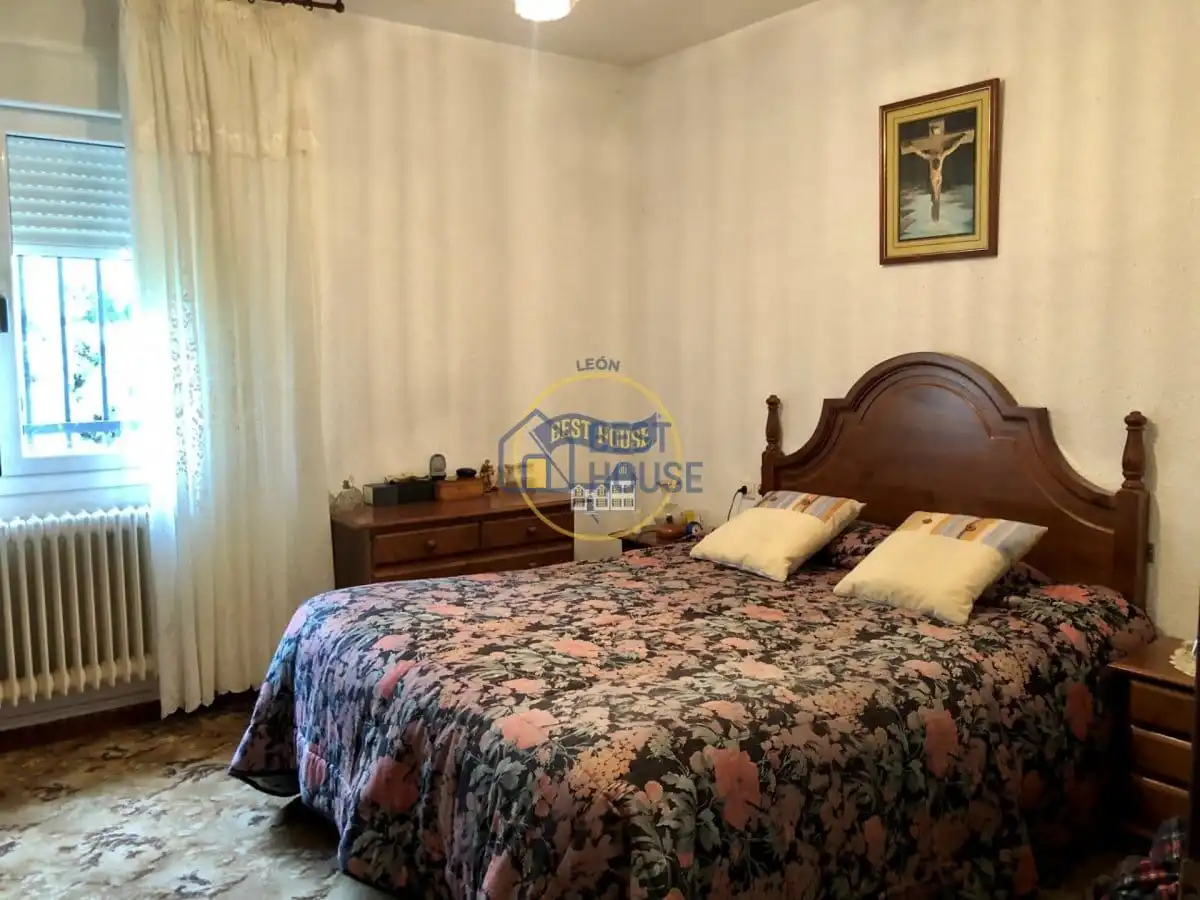 Villa con giardino in vendita a Garrafe de Torío, imagen 13