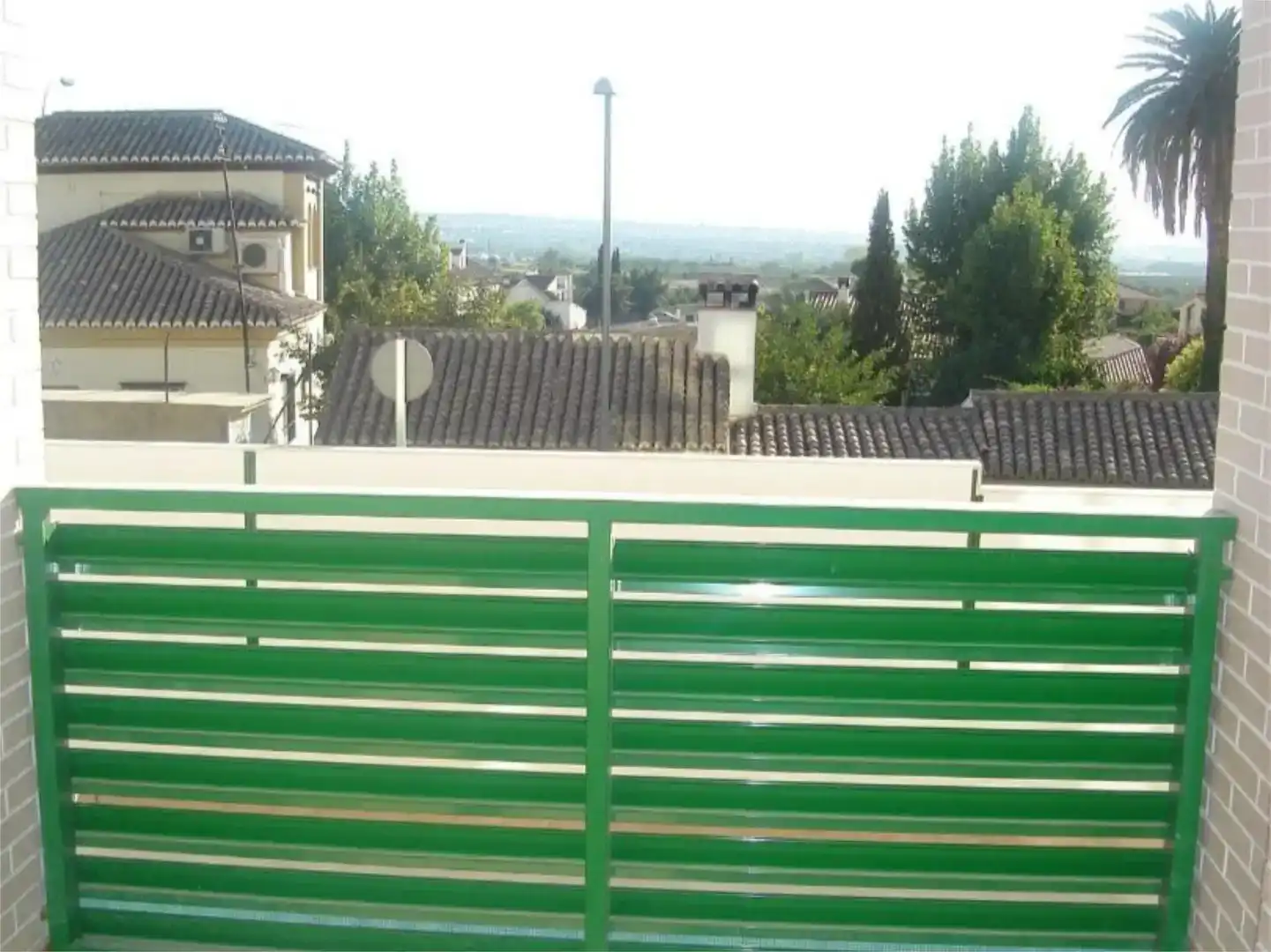 Vista exterior de Pis en venda en Huétor Vega amb Piscina