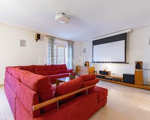 Sala d'estar de Apartament de lloguer en  Barcelona Capital amb Aire condicionat, Calefacció i Traster