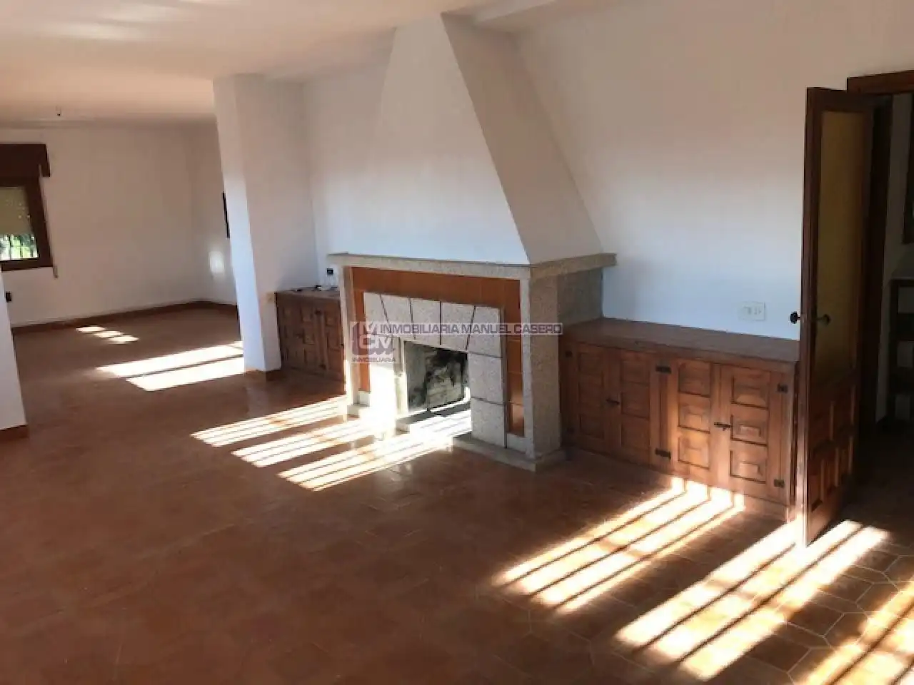 Sala de estar de Casa o chalet en venta en Cáceres con Calefacción, Jardín privado y Piscina