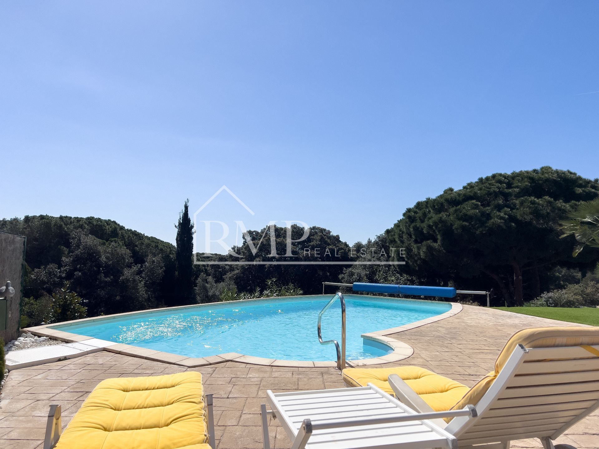 Piscina de Casa o xalet en venda en Sant Andreu de Llavaneres amb Aire condicionat, Calefacció i Jardí privat