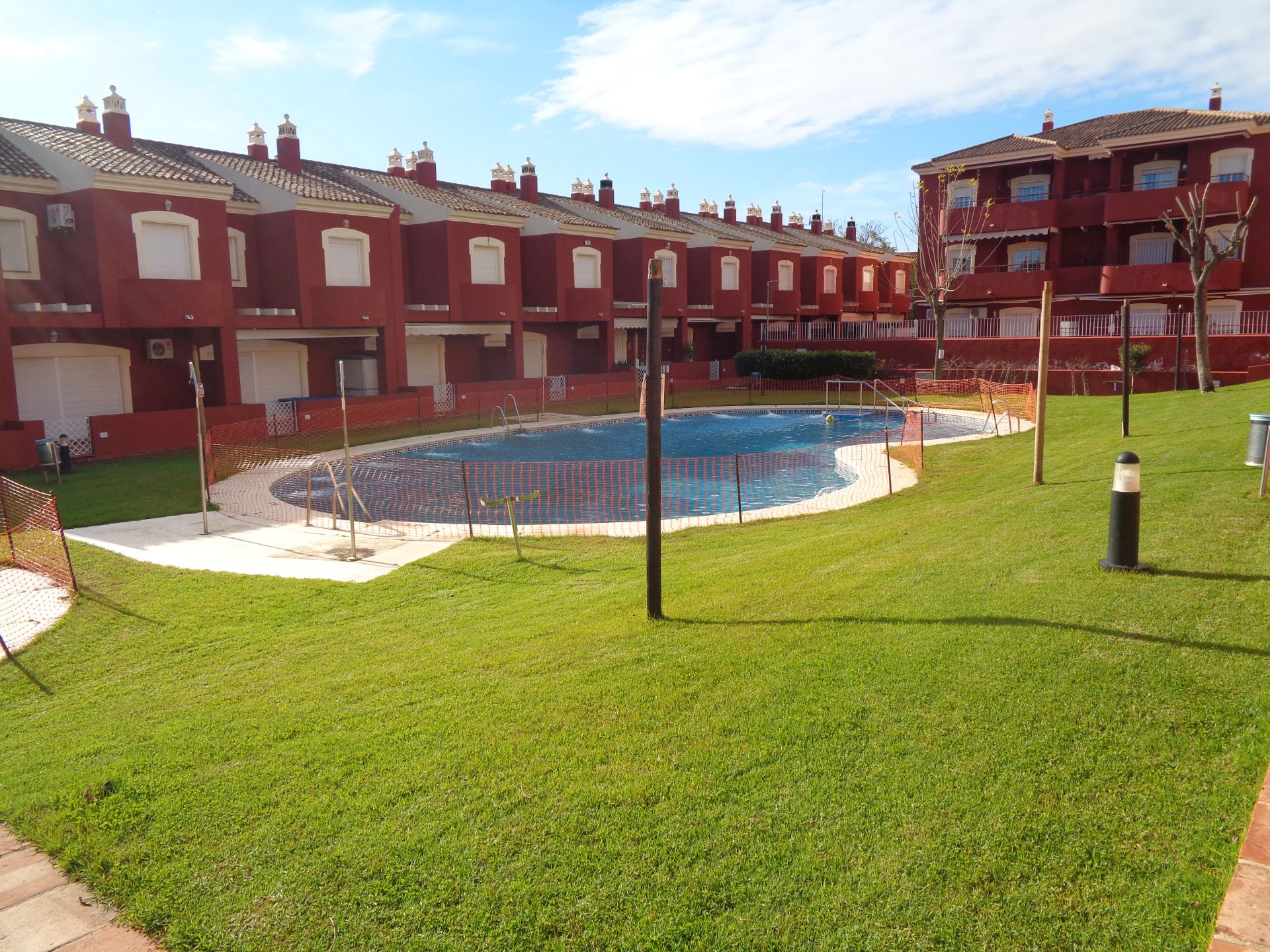 Piscina de Apartament en venda en Islantilla amb Calefacció, Jardí privat i Traster