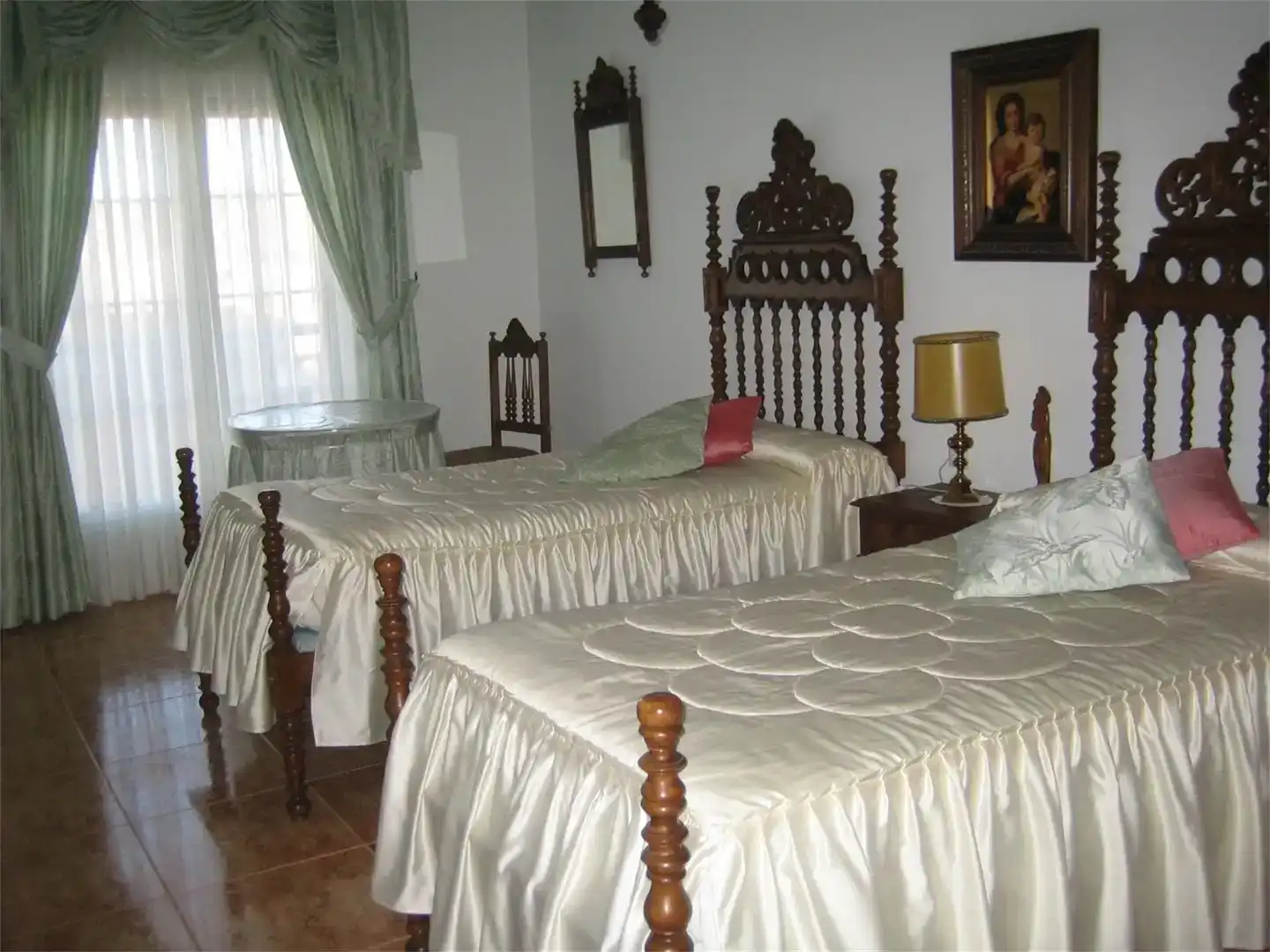Habitación de Casa o chalet en venta en Gradefes con Piscina y Balcón