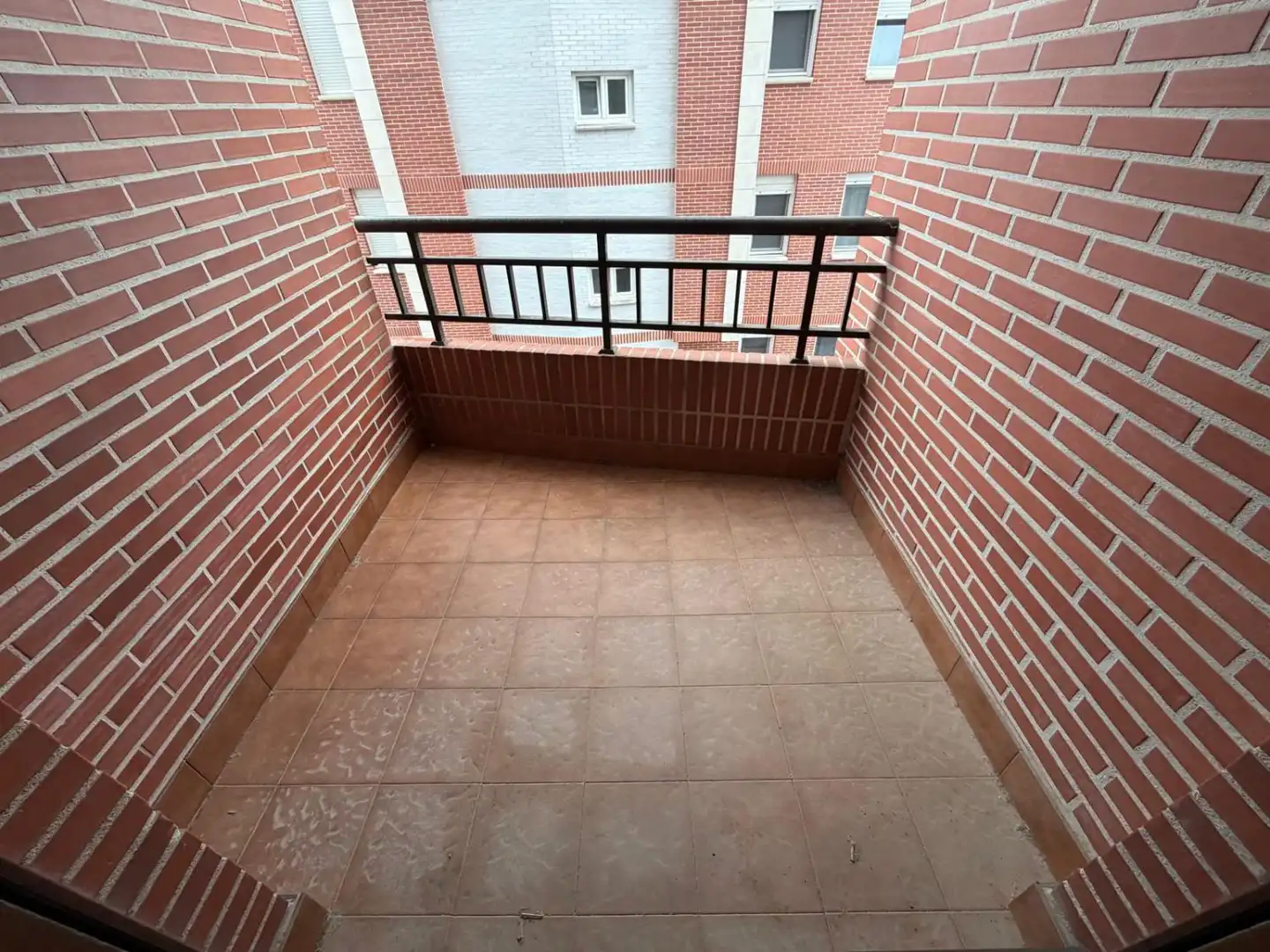 Terraza de Piso en venta en Meruelo con Calefacción, Terraza y Piscina comunitaria