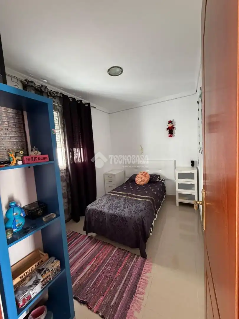 Dormitori de Casa o xalet en venda en San Fernando amb Aire condicionat