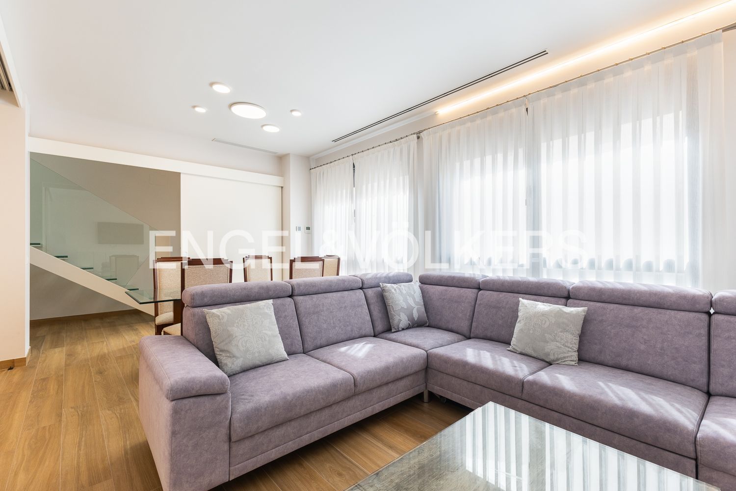 Sala d'estar de Casa o xalet en venda en Benifaió amb Aire condicionat, Calefacció i Terrassa