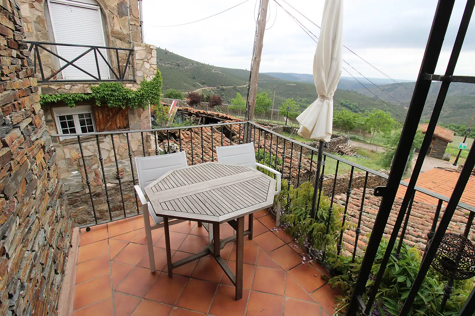 Terraza de Casa adosada en venta en El Atazar con Calefacción, Terraza y Trastero