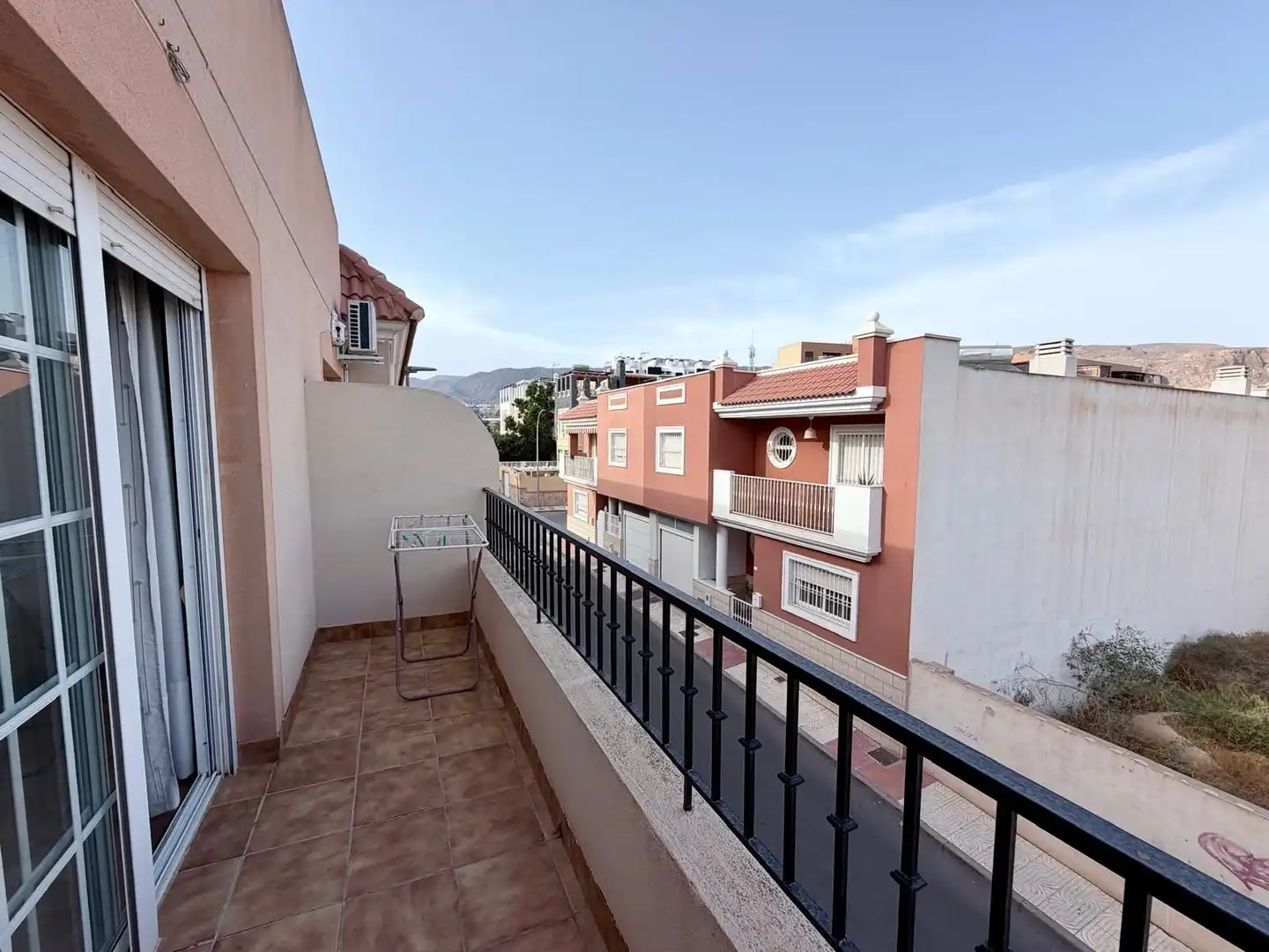 Exterior view of Study for rent in Roquetas de Mar  with Air Conditioner, Furnished and Balcony