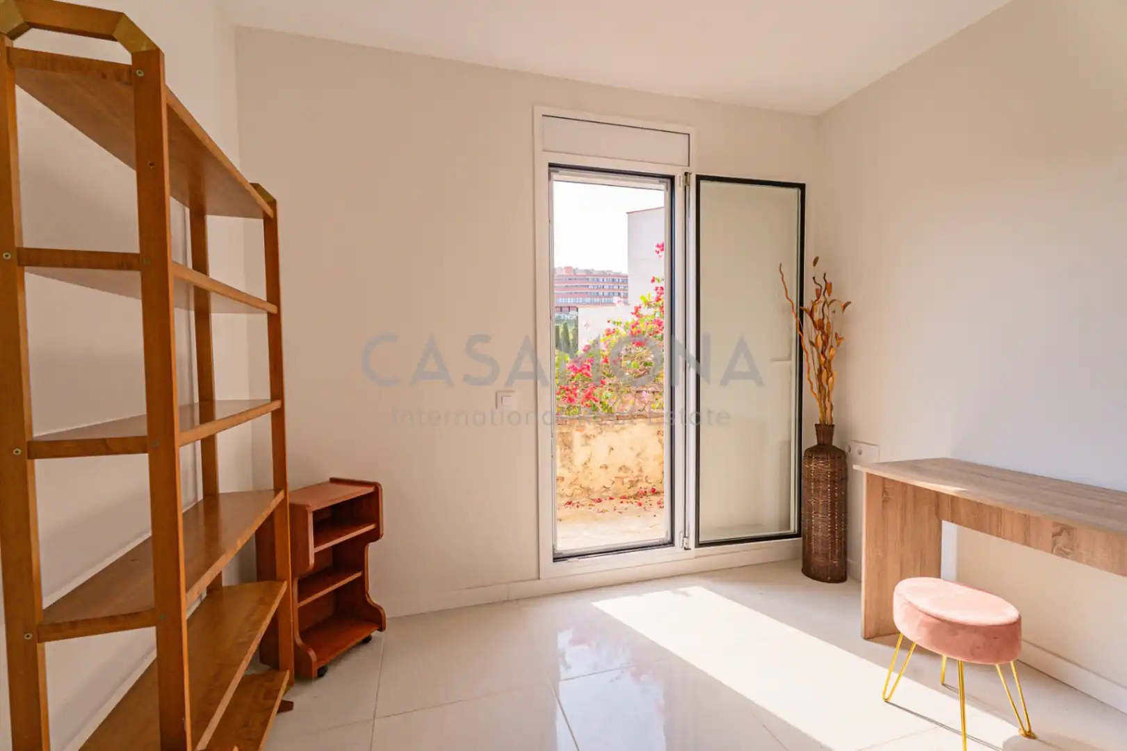 Bedroom of Houses for rent to own in Barcelona  with Air Conditioner, Heating and Private garden