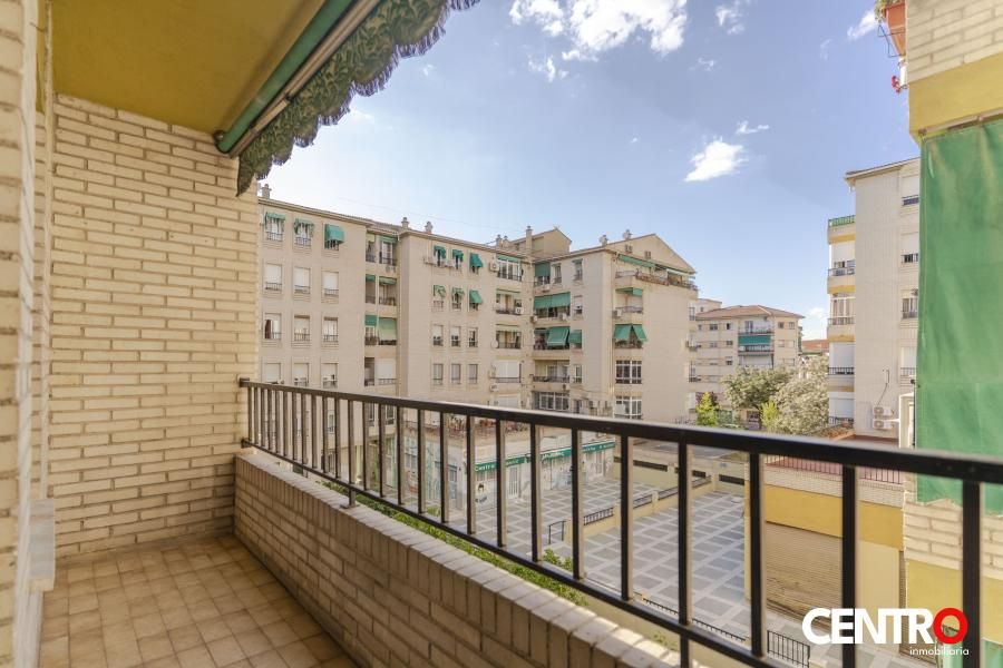 Habitación de Piso en venta en  Granada Capital con Terraza