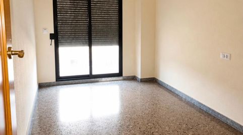 Foto 4 de Piso en venta en Calle Agullent, Barrio de Benicalap, Valencia Capital